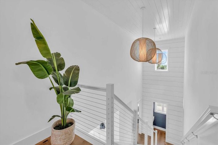 Image No.50-5 Bed Property for sale