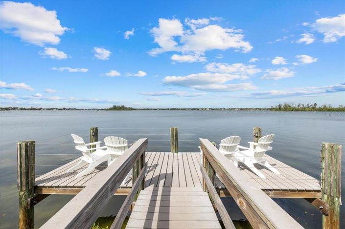 Image No.75-6 Bed Property for sale