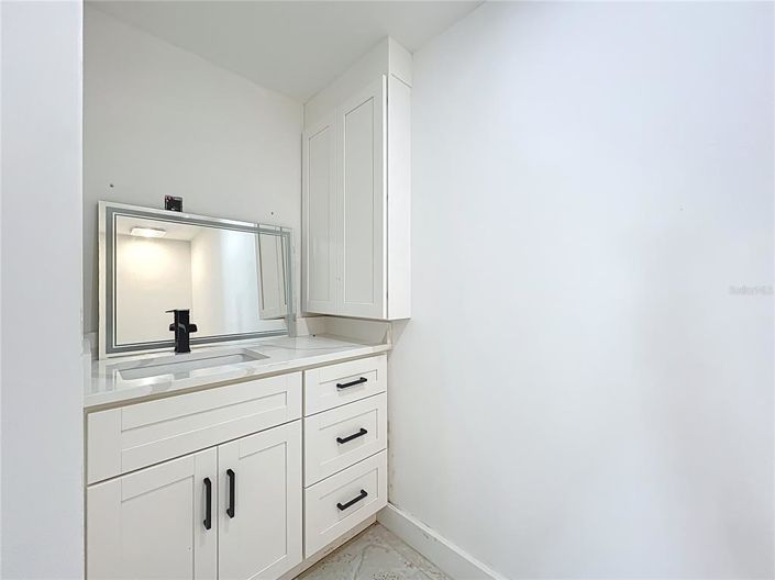 Image No.26-3 Bed Property for sale