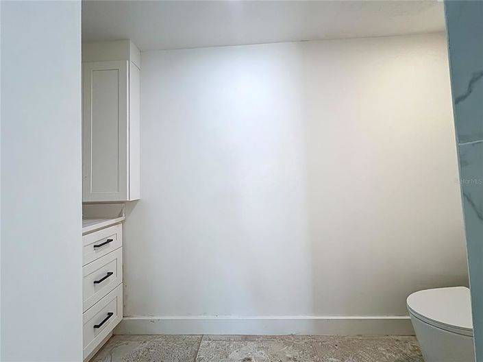 Image No.27-3 Bed Property for sale