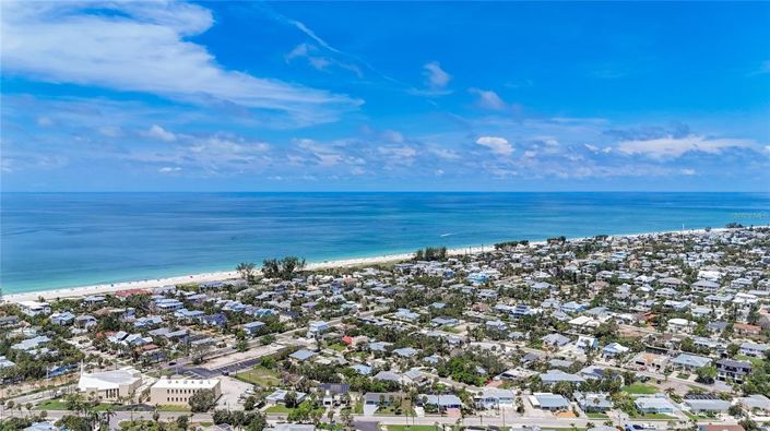 Image No.3-3 Bed Property for sale