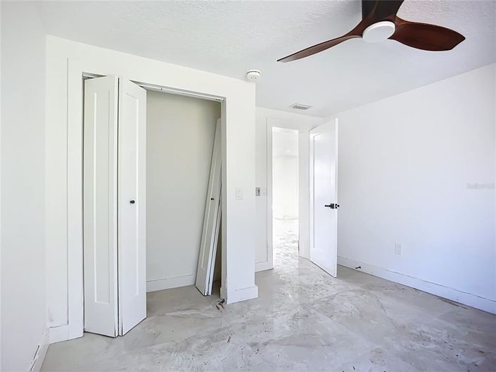 Image No.32-3 Bed Property for sale