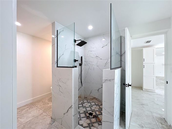 Image No.33-3 Bed Property for sale