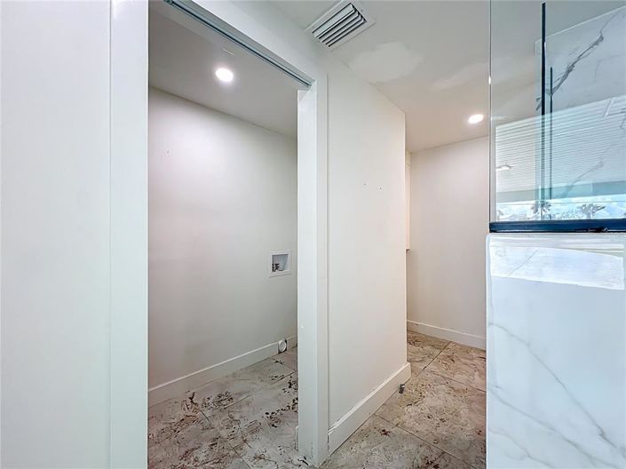 Image No.34-3 Bed Property for sale