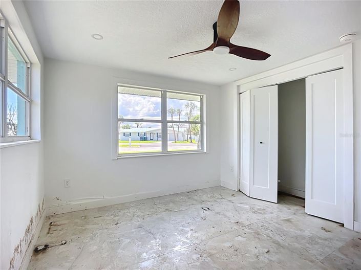 Image No.36-3 Bed Property for sale