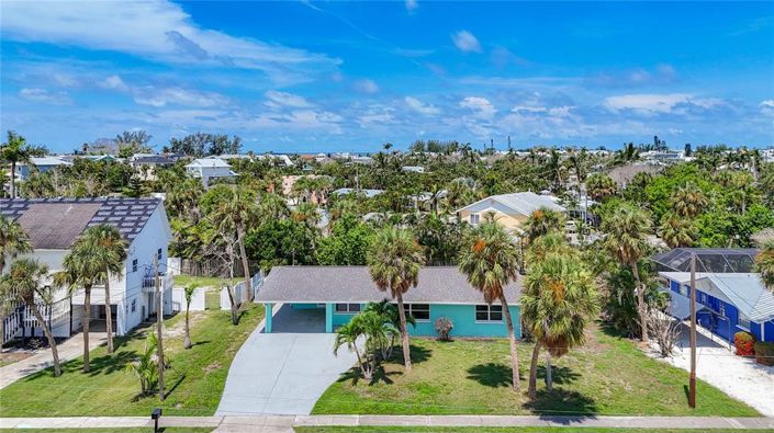 Image No.6-3 Bed Property for sale