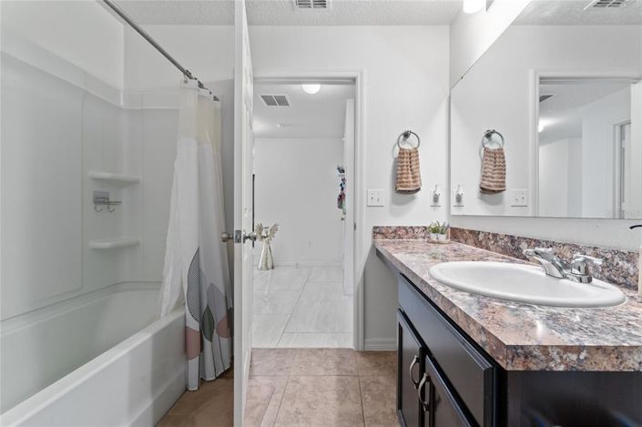 Image No.13-3 Bed Property for sale