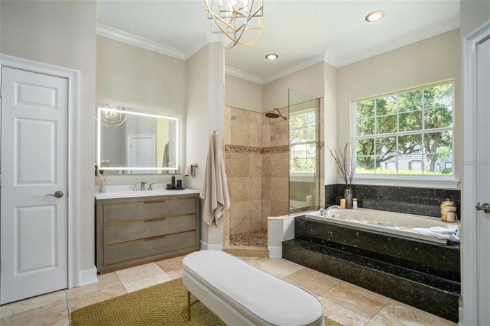 Image No.34-5 Bed Property for sale