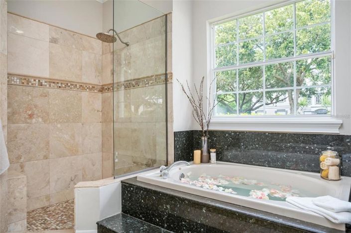 Image No.35-5 Bed Property for sale