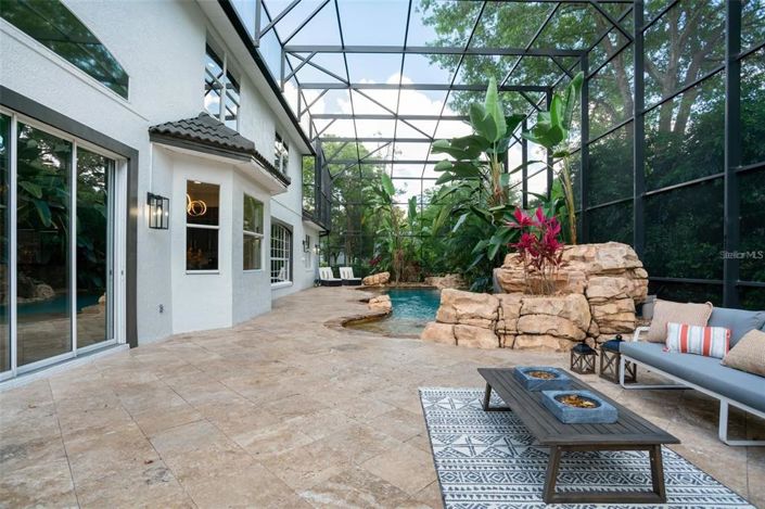 Image No.52-5 Bed Property for sale