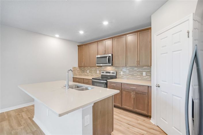 Image No.13-4 Bed Property for sale