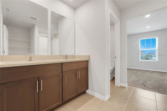 Image No.20-4 Bed Property for sale