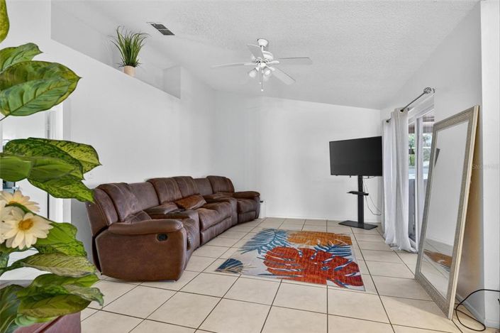 Image No.14-3 Bed Property for sale