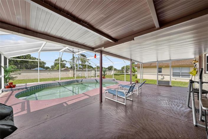 Image No.37-3 Bed Property for sale