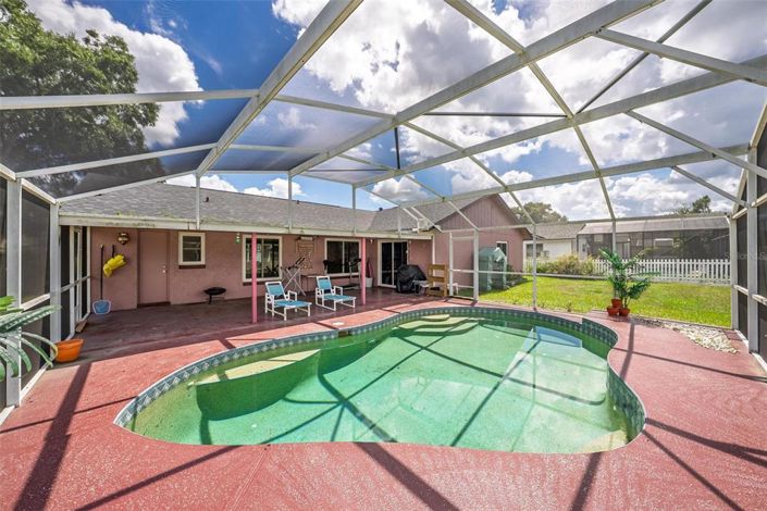 Image No.38-3 Bed Property for sale