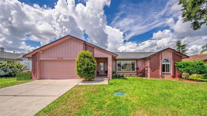 Image No.7-3 Bed Property for sale