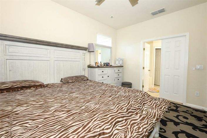 Image No.20-5 Bed Property for sale