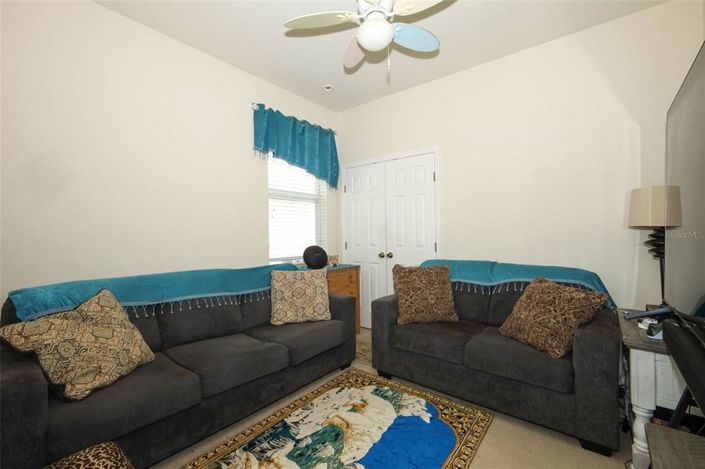 Image No.22-5 Bed Property for sale