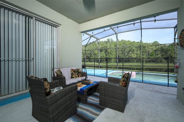 Image No.26-5 Bed Property for sale