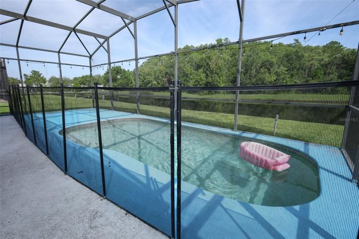 Image No.28-5 Bed Property for sale