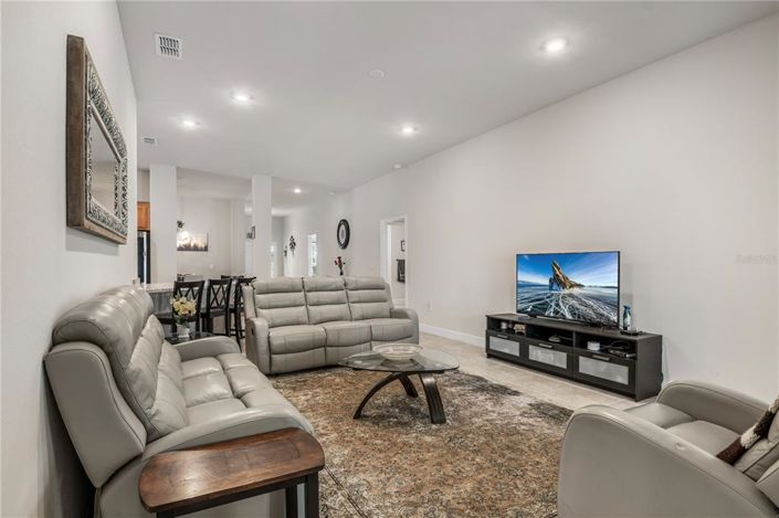 Image No.11-Propriété de 4 chambres à vendre à Davenport