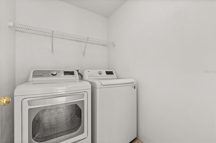 Image No.35-5 Bed Property for sale