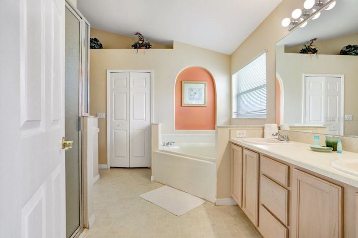 Image No.16-Propriété de 4 chambres à vendre à Kissimmee