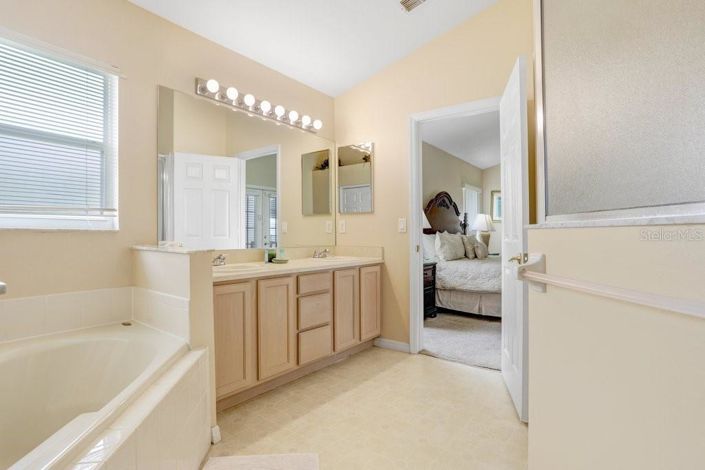 Image No.17-Propriété de 4 chambres à vendre à Kissimmee