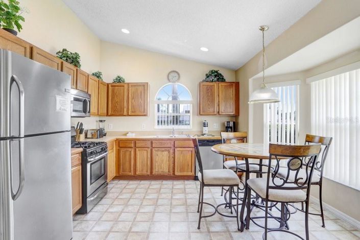 Image No.6-Propriété de 4 chambres à vendre à Kissimmee