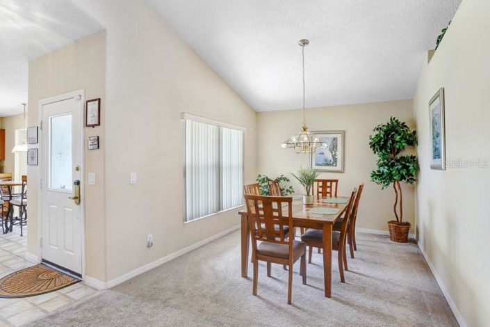 Image No.9-Propriété de 4 chambres à vendre à Kissimmee