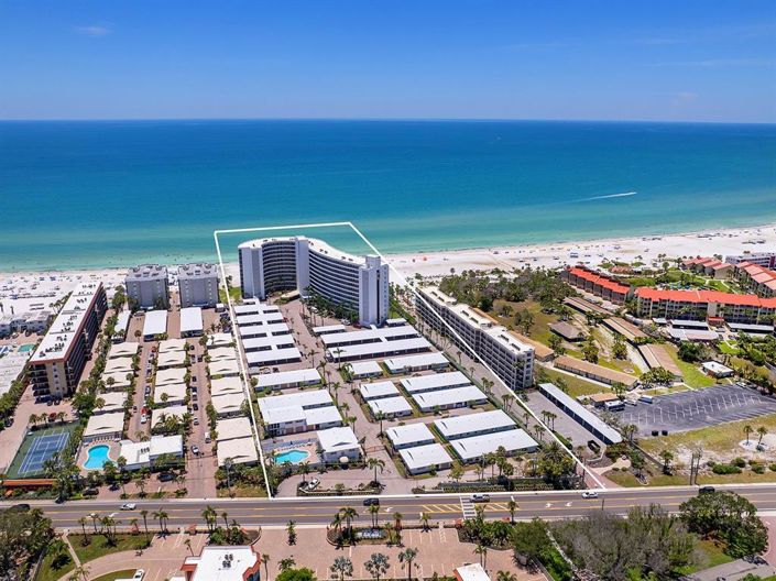 Image No.3-Propriété de 2 chambres à vendre à Sarasota