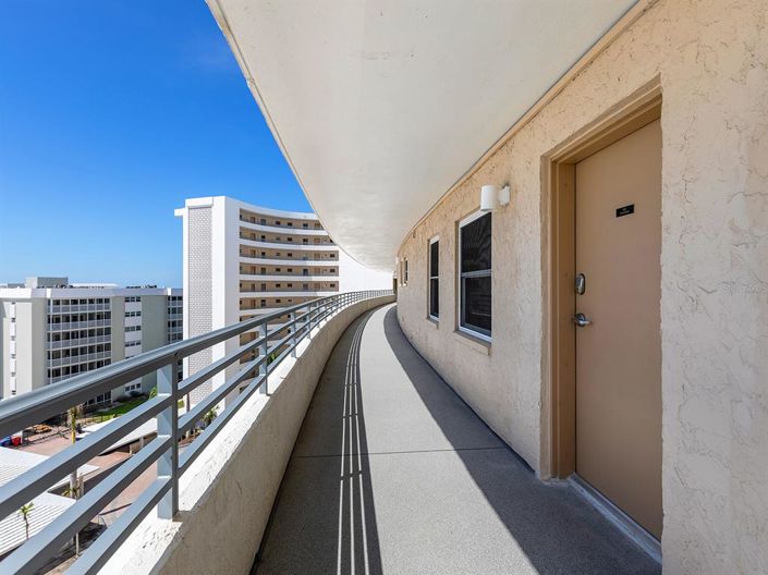 Image No.9-Propriété de 2 chambres à vendre à Sarasota