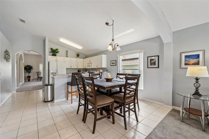 Image No.10-Propriété de 4 chambres à vendre à Davenport