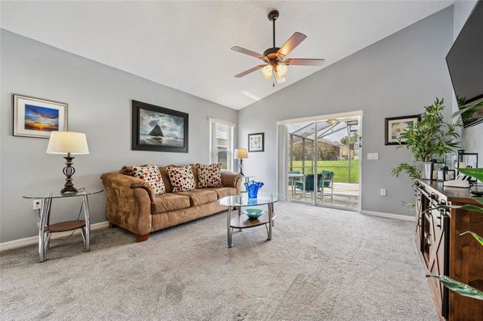 Image No.11-Propriété de 4 chambres à vendre à Davenport