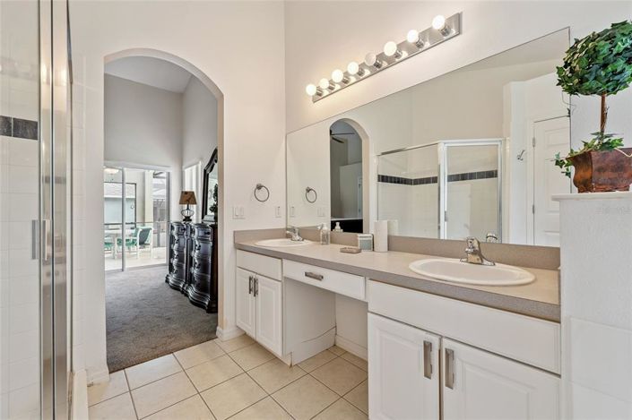 Image No.21-Propriété de 4 chambres à vendre à Davenport