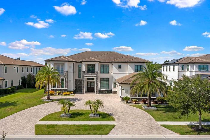 Image No.1-6 Bed Property for sale