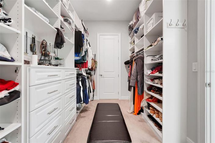 Image No.38-6 Bed Property for sale