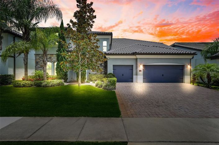 Image No.7-6 Bed Property for sale