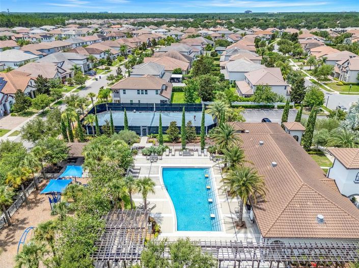 Image No.71-6 Bed Property for sale