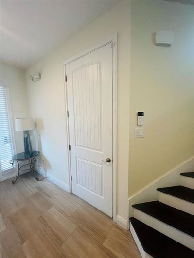 Image No.23-6 Bed Property for sale