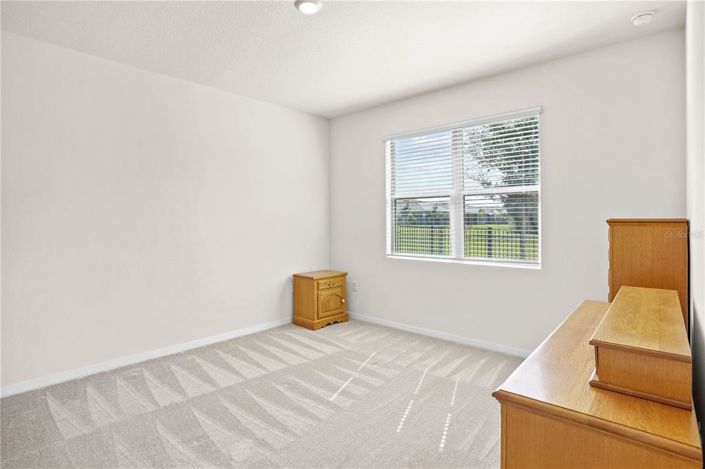 Image No.14-2 Bed Townhouse for sale