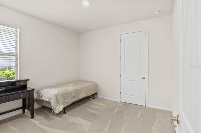 Image No.20-2 Bed Townhouse for sale