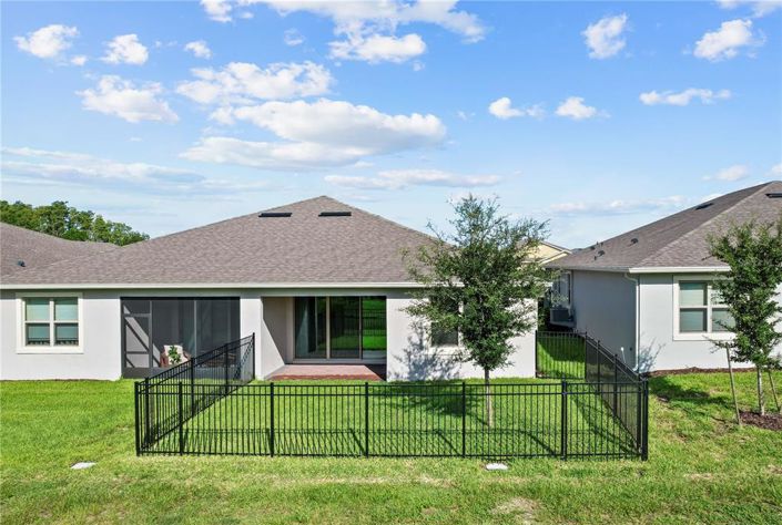 Image No.31-2 Bed Townhouse for sale