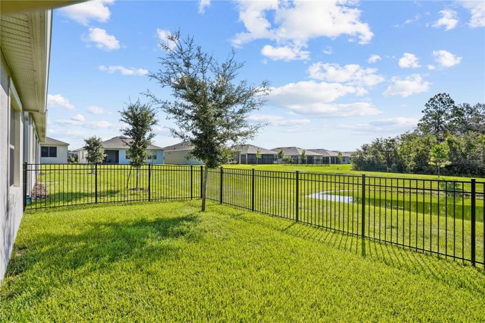 Image No.33-2 Bed Townhouse for sale