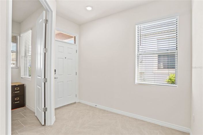 Image No.5-2 Bed Townhouse for sale