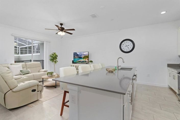 Image No.2-4 Bed Townhouse for sale