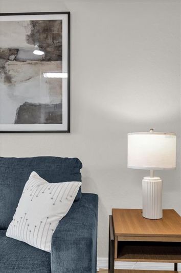 Image No.6-4 Bed Property for sale