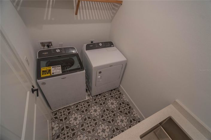 Image No.40-4 Bed Property for sale