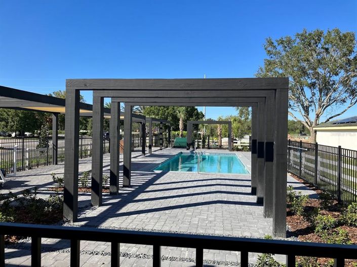 Image No.83-3 Bed Townhouse for sale