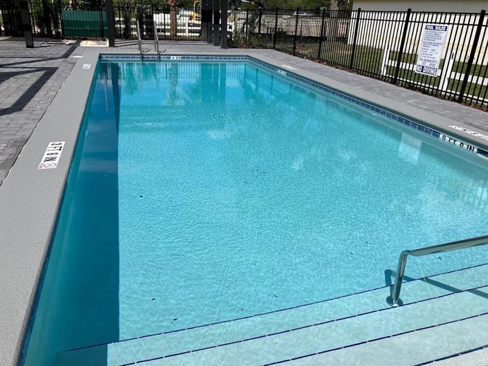 Image No.84-3 Bed Townhouse for sale